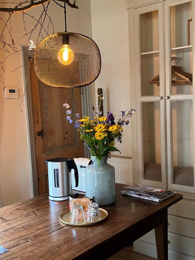 B&B De Kamer Hiernaast Гауда Экстерьер фото